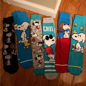 Bundle of snoopy socks NWOT